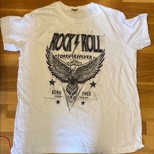 Graphic tee
